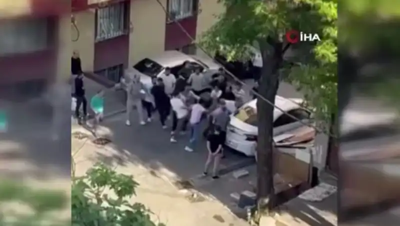 Madde Bağımlısına Sokakta Meydan Dayağı: Olayın Ardındaki Gerçekler