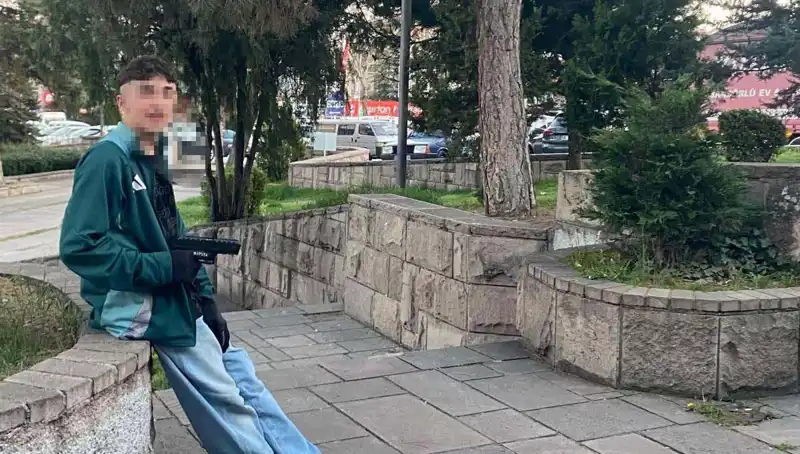 Yol Verme Kavgası: Üç Kardeş ve Babalarının Ölümle Sonuçlanan Çatışması