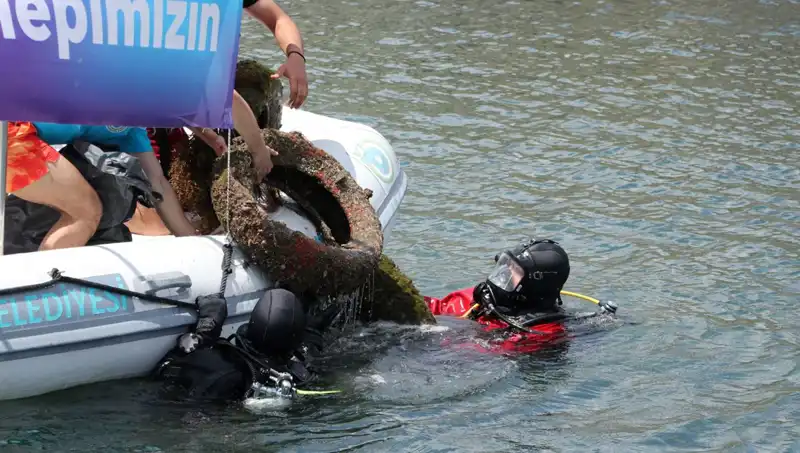 Tekirdağ'da Deniz Dibi Temizliği: Çevre Dostu Bir Adım Daha Atıldı