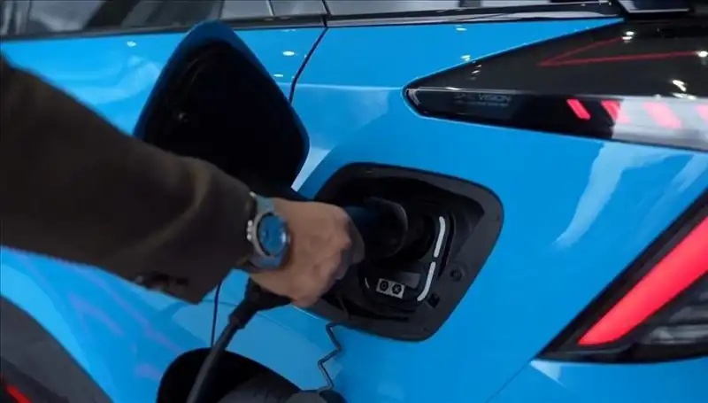 Elektrikli Araç Şarj İstasyonu Sayısı 11 Bini Aştı: Türkiye'deki Dönüşüm Başladı!