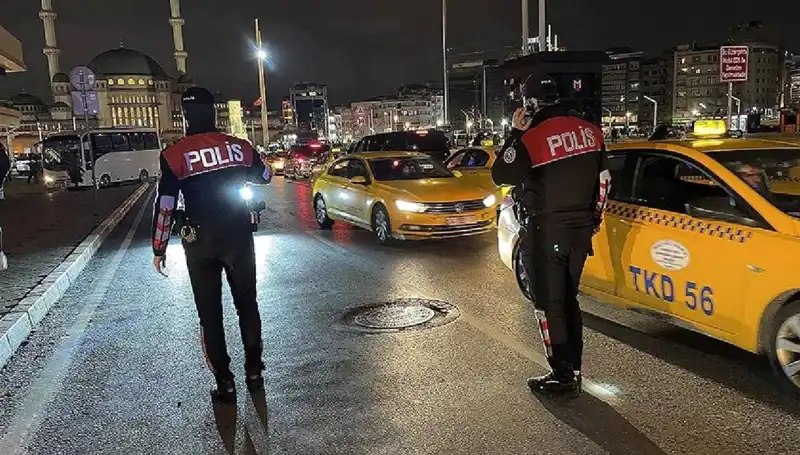 İstanbul’da Eş Zamanlı Operasyon: 873 Gözaltı ile Suç Çeteleri Çökerildi