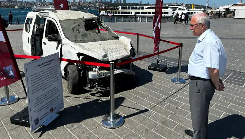 15 Temmuz’un İzleri: Tankların Ezdigi Otomobiller Sergiye Çıkıyor