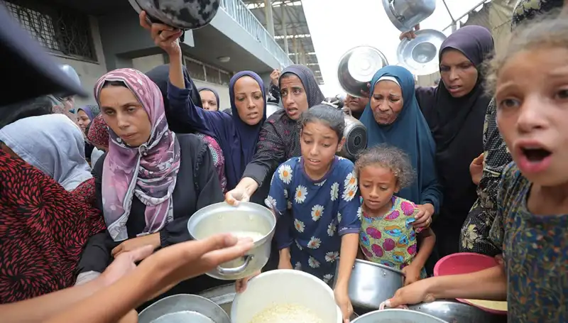 Gazze'deki Açlık Krizi: Ölü Sayısı 222'ye Ulaştı, Halka Yardım Çağrıları Yükseliyor