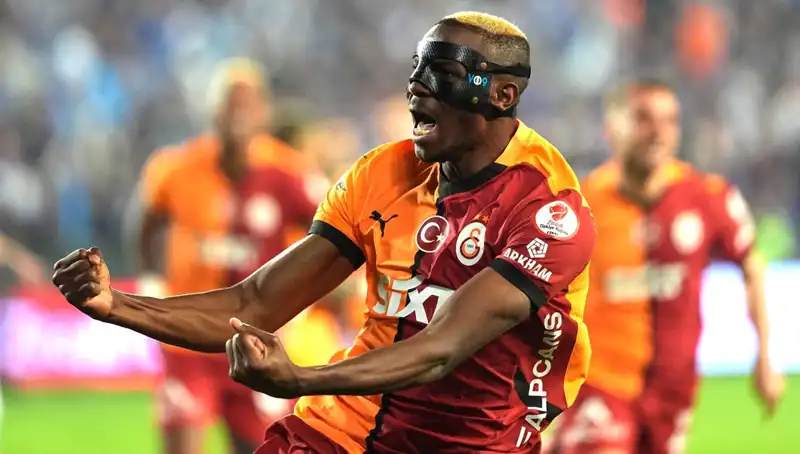 Osimhen'e Kazan-Kazan Teklifi: Transfer Dedikoduları Rüzgar Gibi Esti