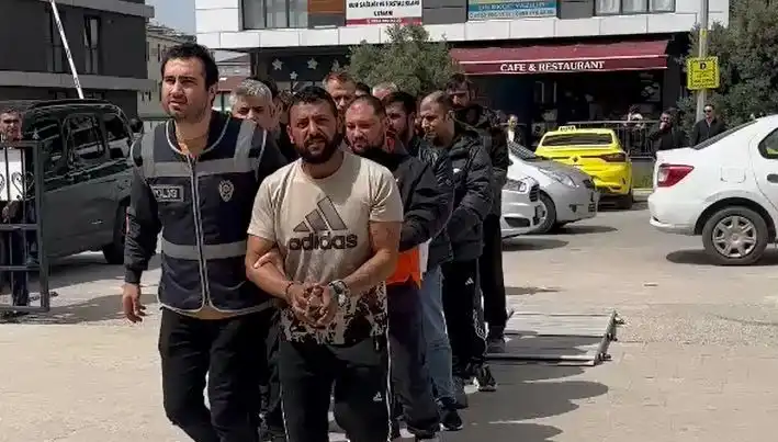 Edirne'de Büyük Çöküş: Yedi Firari Operasyonda Yakalandı!