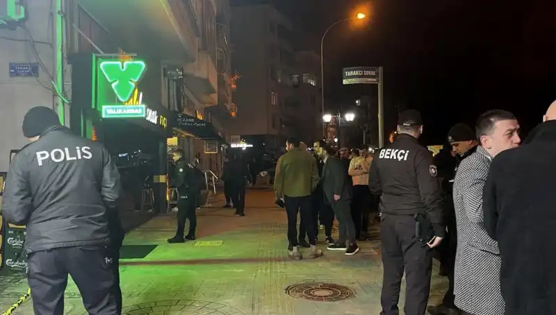 Eğlence Mekanında Silahlı Saldırı: Dehşet Dolu Anlar ve Yaralı