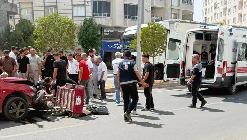 Mardin’de Feci Trafik Kazası: İki Kişi Yaralandı, Sürücü Neyin Peşindeydi?