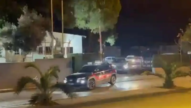 İzmir'de 24 Saatlik Dev Operasyon: 141 Hükümlü Yakalandı!