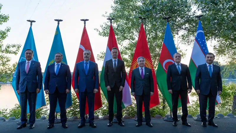 Türkiye’nin Dışişleri Bakanı Fidan, Budapeşte’de Kritik Görüşmelerde Bulundu
