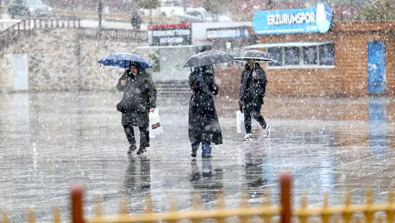 Mayıs Ayında Beklenmedik Kar Sürprizi Türkiye'yi Şaşırttı!