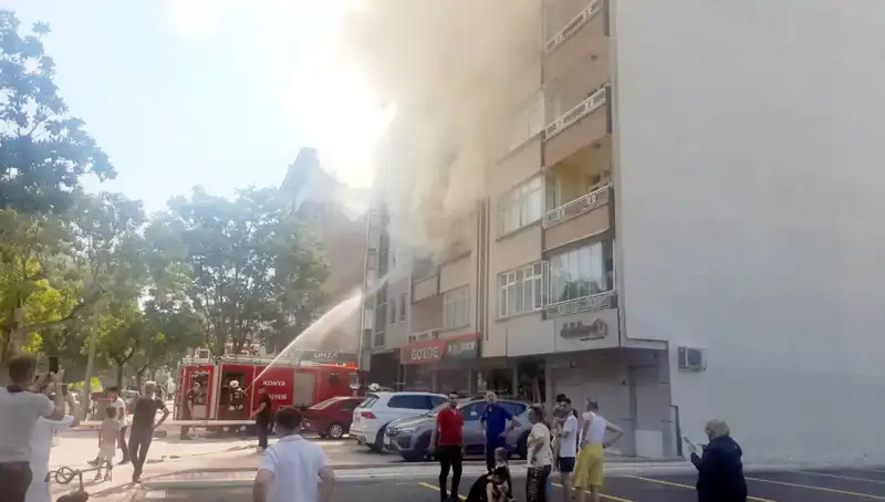 Yangınla Uyananların Dramı: Hastaneye Kaldırıldılar