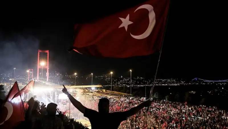 15 Temmuz’un Destanı: “En Uzun Gece” Külliye’de Sahnelenecek