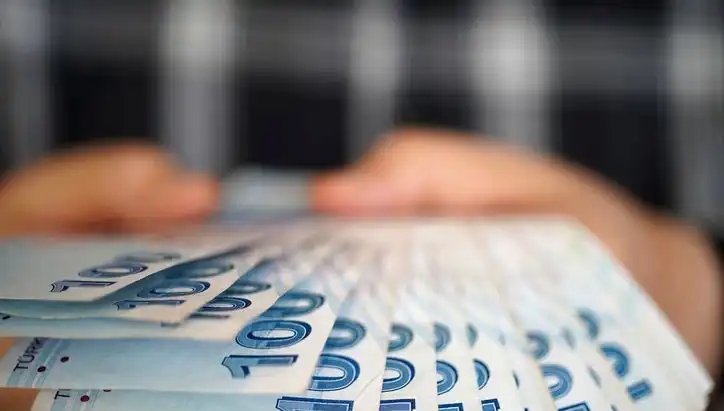 Emekli Promosyon Kampanyaları Temmuz 2025: Bankalar Hangi İkramiyeleri Sunuyor?