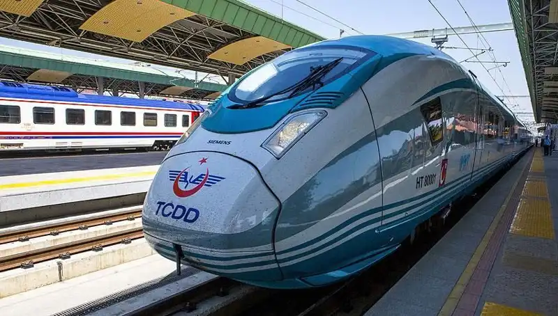 TCDD, Tren Makinisti Alımı İçin 140 Kursiyer Arıyor! Başvurular Başladı