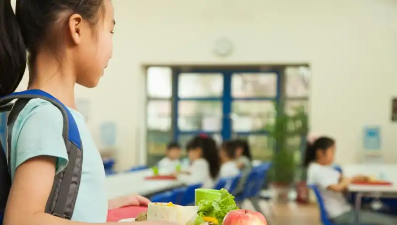 İspanya'da Obeziteyle Mücadele İçin Radikal Adım: Menülerden Yağlı Yiyecekler Çıkacak