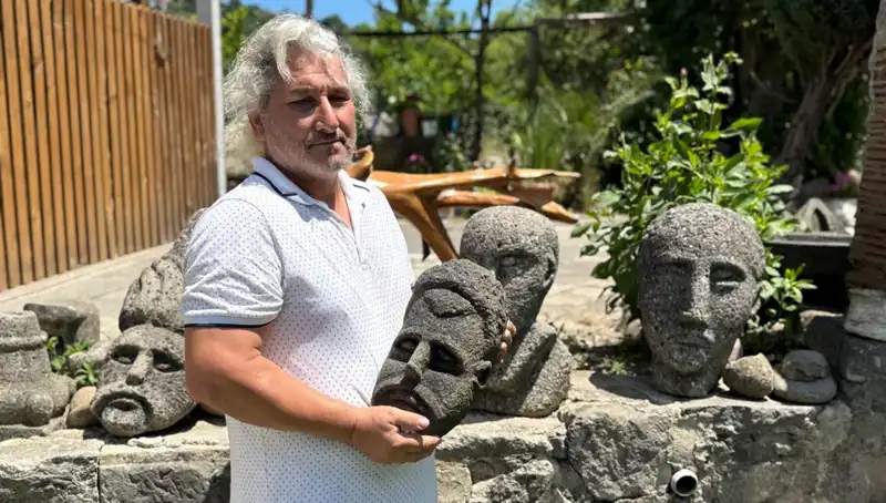 Yetenekli Sanatçı, Geleneksel El Sanatlarını Üç Günde Modern Bir Şekilde Yeniden Yaratıyor