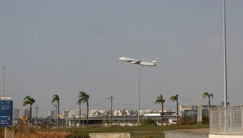 Husilerin İsrail'in Ben Gurion Havalimanı'na Yönelik Füze Saldırısı: Ayrıntılar ve Etkileri