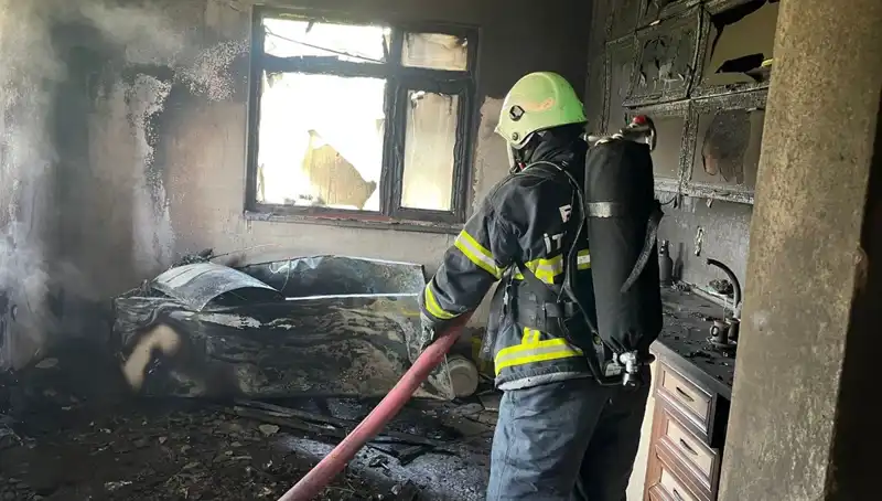 Mutfakta Başlayan Yangın, Evi Kül Haline Getirdi!