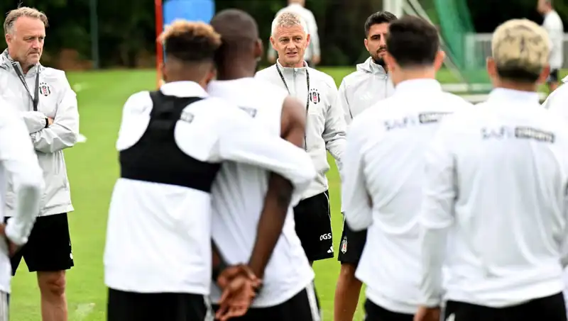 Solskjaer: "Futbolcularımın Performansı Beni Düşündürüyor"