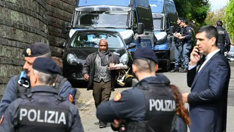 Roma'da Tarihi Nükleer Görüşmeler: İran ve ABD Arasında Gerilim Tırmanıyor