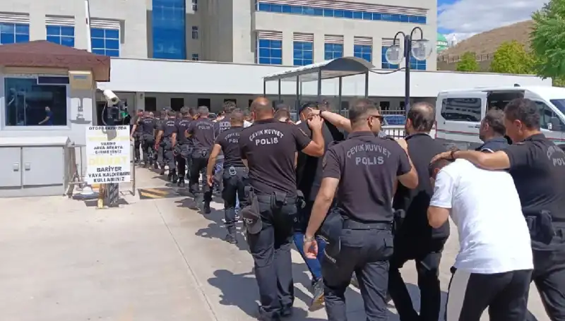 Ankara'da Avukatlar da Dahil Haraç Çetesine Dev Operasyon Gerçekleştirildi