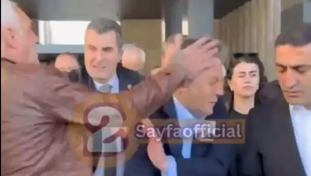Özgür Özel'e Saldırı: AKM Çıkışında Şok Gelişmeler