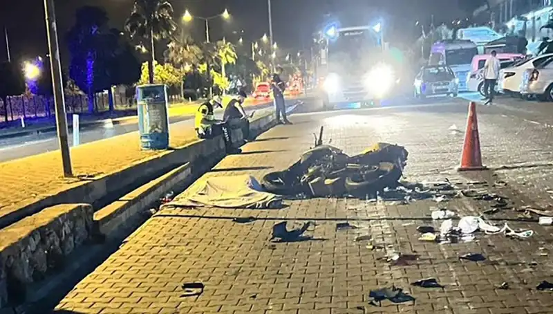 Alanya’da Motosiklet Kazası: Gençlerin Hayatlarını Değiştiren Anlar