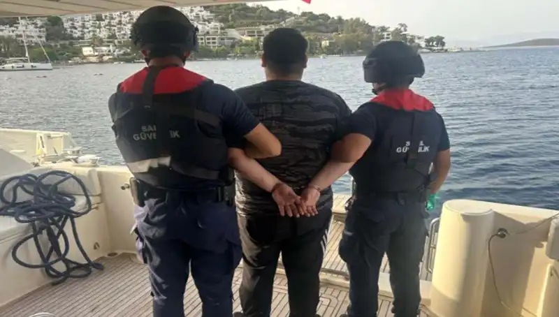 Casper Çetesi Üyesi Cinayet Şüphelisi Emniyetten Kaçamadı